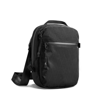 Torba sling podróżna z tkaniną X‑Pac i ochroną RFID